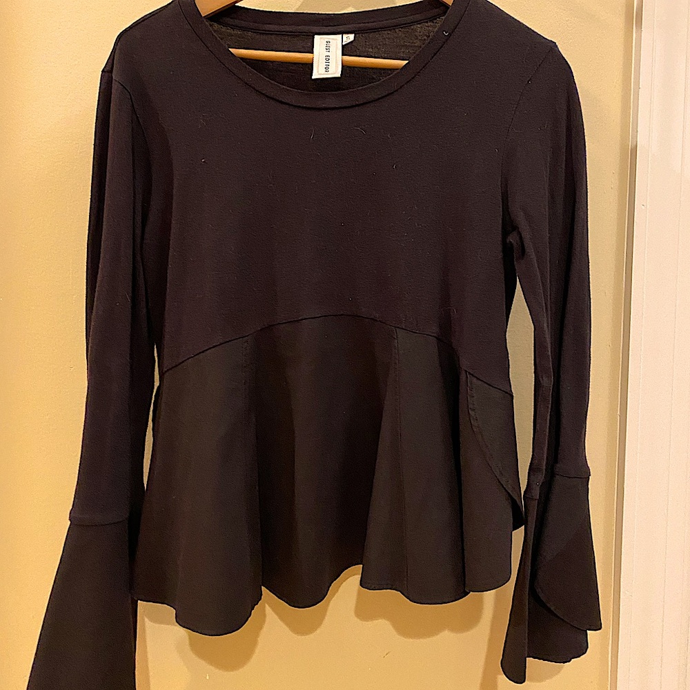 Woman’s pull over shirt with flared sleeves and waist - PRICE DROP